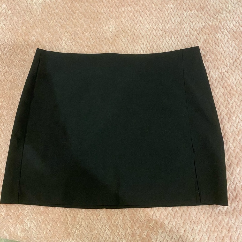 Pull & bear black skirt